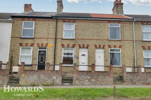 2 bedroom terraced house for sale, London Road, Pakefield