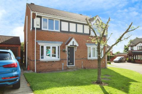 3 bedroom semi-detached house to rent, Burnshaw Mews, Middleton, LS10