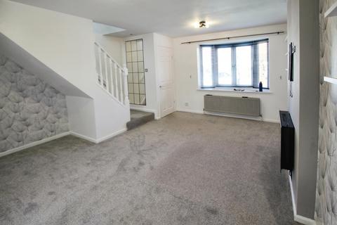 3 bedroom semi-detached house to rent, Burnshaw Mews, Middleton, LS10