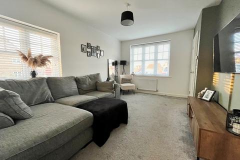25 Highwayman Close, Boughton, Northampton, NN2 8FQ