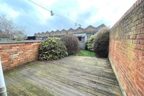 35 Bowden Road, Northampton, NN5 5LT