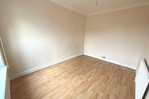 35 Bowden Road, Northampton, NN5 5LT