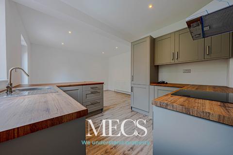3 bedroom semi-detached house for sale, Bradbury Road, Solihull, West Midlands, B92 8AE