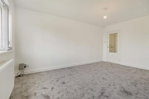 56 Holly Dene, Armthorpe, Doncaster, DN3 2HL