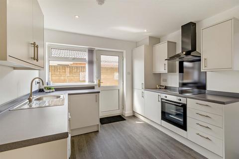 56 Holly Dene, Armthorpe, Doncaster, DN3 2HL