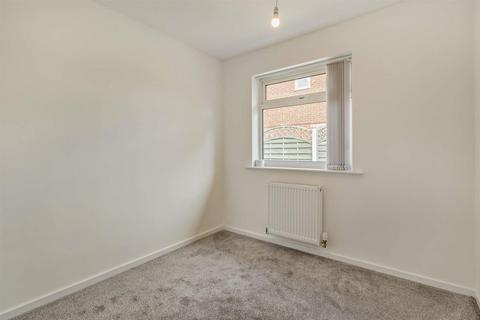 56 Holly Dene, Armthorpe, Doncaster, DN3 2HL
