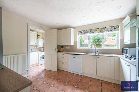 17 Blanchard Close, Wootton, Northampton, NN4 6RA