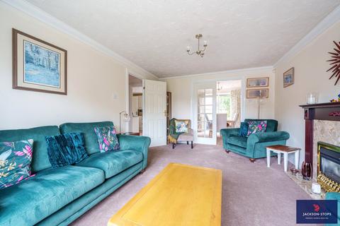 17 Blanchard Close, Wootton, Northampton, NN4 6RA