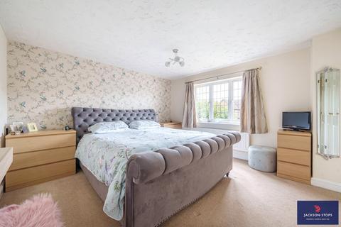 17 Blanchard Close, Wootton, Northampton, NN4 6RA
