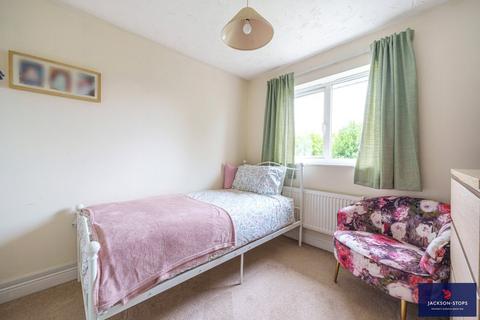 17 Blanchard Close, Wootton, Northampton, NN4 6RA