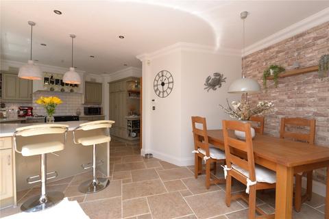 4 bedroom detached house for sale, Chaucombe Place, Barton On Sea, New Milton, Hampshire, BH25