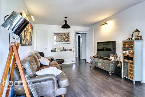 Flat 3, Palmer House Harvest Road, Trumpington, Cambridge, CB2 9PG