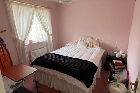 99 Lancaster Way, Northampton, NN4 8LU