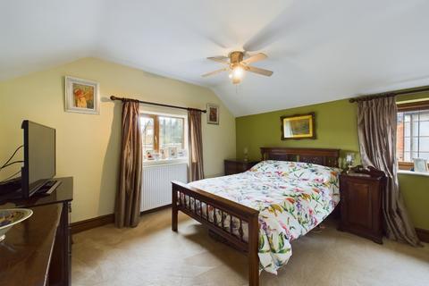 Field Cottage Atterbury Close, West Haddon, Northampton, NN6 7AA