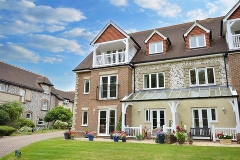 3 bedroom flat for sale, Meads Road, Eastbourne