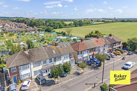 55 Inverness Drive, Ilford, IG6 3BL