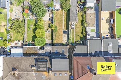 55 Inverness Drive, Ilford, IG6 3BL