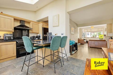 55 Inverness Drive, Ilford, IG6 3BL