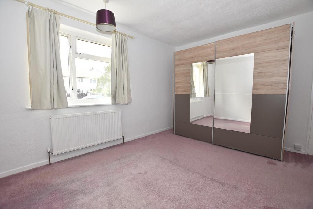 Bedroom 1 2.JPG