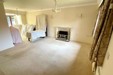 2 bedroom retirement property for sale, Highgrove, Tettenhall, Wolverhampton, WV6