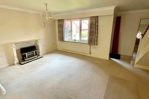 2 bedroom retirement property for sale, Highgrove, Tettenhall, Wolverhampton, WV6