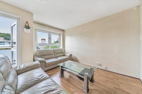 3 bedroom flat for sale, Grove Street, London, SE8