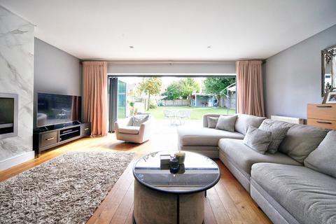 222 Barton Road, Luton, LU3 3NH