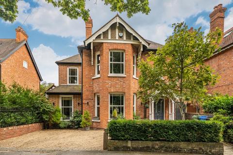 undefined, Ferndale Road, Woking GU21