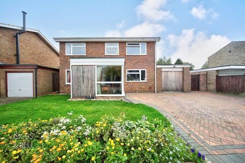 4 bedroom detached house for sale, Whitney Drive, Stevenage, Hertfordshire, SG1