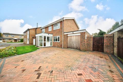 4 bedroom detached house for sale, Whitney Drive, Stevenage, Hertfordshire, SG1