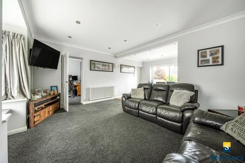 17 Bryanstone Avenue, Guildford, GU2 9UN