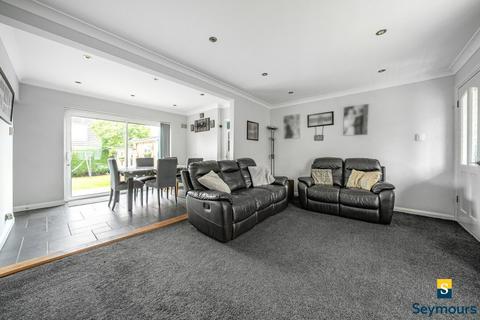 17 Bryanstone Avenue, Guildford, GU2 9UN