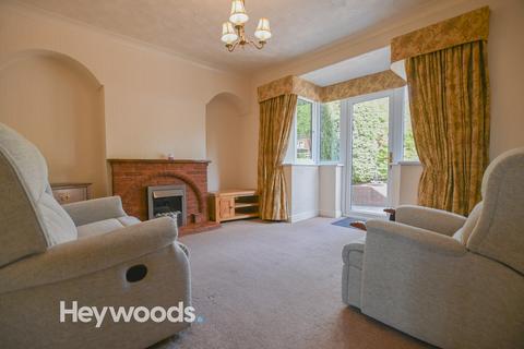 3 bedroom semi-detached house for sale, Dimsdale Parade West, Wolstanton, Newcastle-under-Lyme