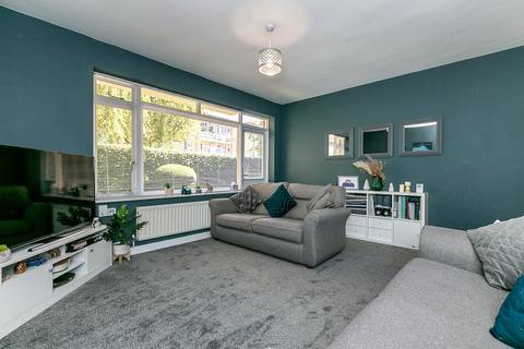 3 bedroom apartment for sale, Bromley Road, LONDON, SE6