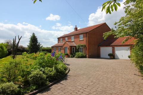 4 bedroom detached house for sale, Main Road, Legsby, LN8