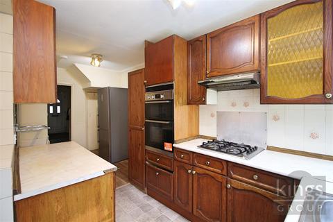 68 Victoria Road, London, N9 9SU