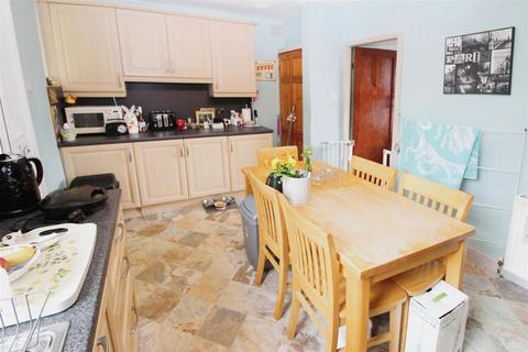 3 bedroom semi-detached house for sale, Draughton Grove, Bradford BD5