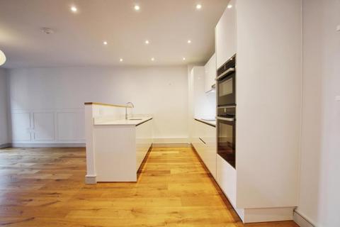 2 bedroom apartment to rent, French Yard, Bristol BS1