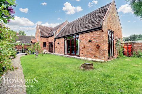 4 bedroom barn conversion for sale, Church Lane, Filby