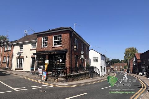 Retail property (high street) for sale, Tring HP23