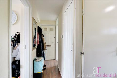 1 bedroom apartment for sale, Baker Street, Enfield, Middlesex, EN1