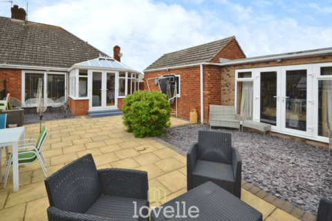 3 bedroom semi-detached bungalow for sale, Earl Avenue, New Waltham DN36