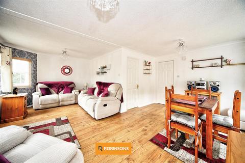 undefined, Residential Park, Caddington
