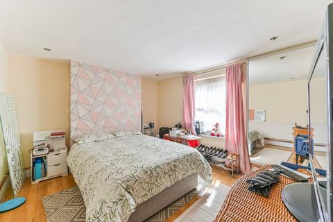 Flat 1, 44 Canterbury Road, Croydon, CR0 3PU