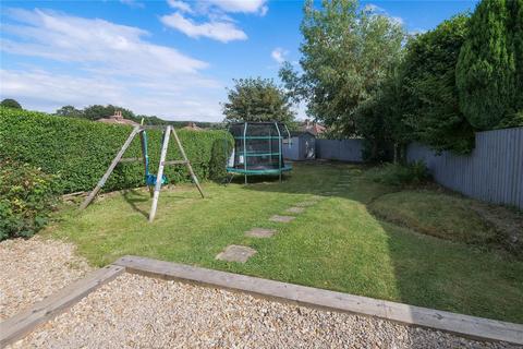 10 Moorlea Drive, Baildon, Shipley, BD17 6QL