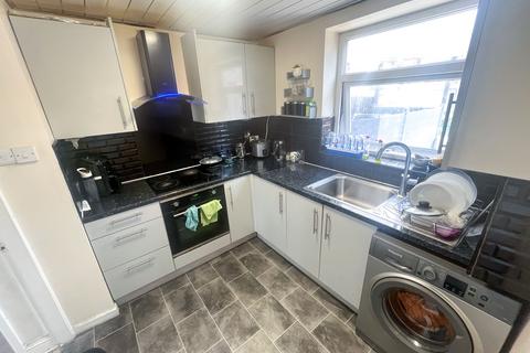 3 bedroom semi-detached house for sale, Schools Road, Gorton