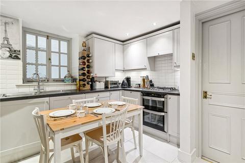 3 bedroom apartment for sale, Coleherne Court, The Little Boltons, London, SW5