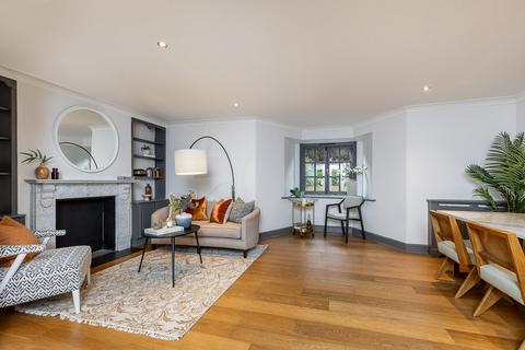 3 bedroom apartment for sale, Coleherne Court, The Little Boltons, London, SW5