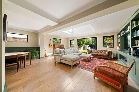 115 Hare Lane, Claygate, Esher, KT10 0QY