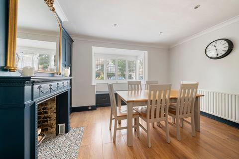 115 Hare Lane, Claygate, Esher, KT10 0QY